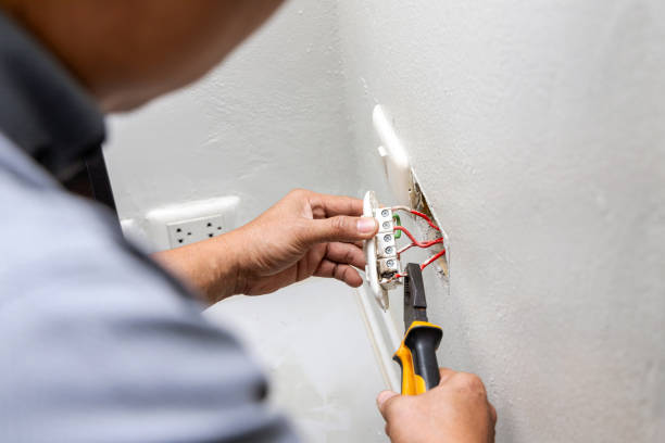 Best Affordable Emergency Electrician  in Midway South, TX
